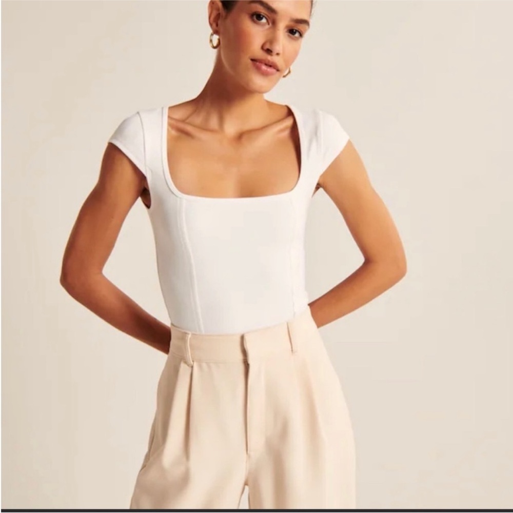 Abercrombie soft AF corset cap sleeve top